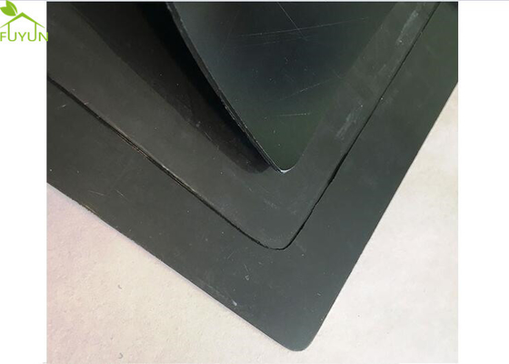 Abdeckung, die 2.0mm Antisickerungs-Isolierung HDPE-LDPE-Schwarzes Geomembrane-Gewebe-Zwischenlagen gewinnt